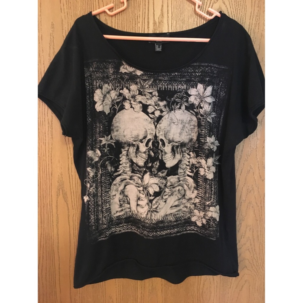 Women’s Tee
